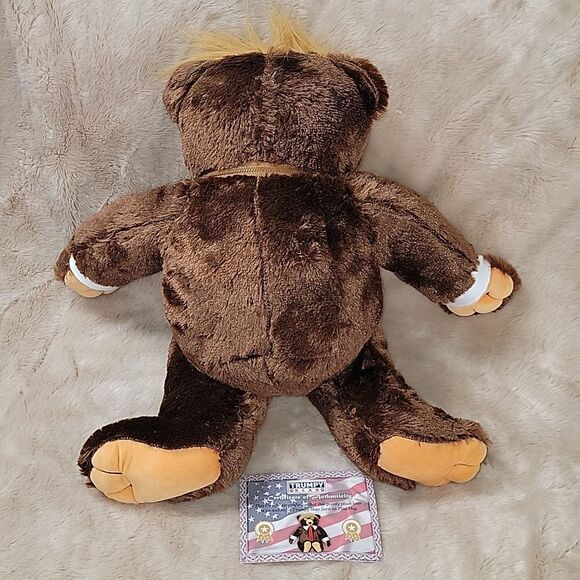 AUTHENTIC TRUMPY BEAR WITH AMERICAN FLAG CAPE - Picture 5 of 8